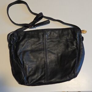 Elegant Black Leather Shoulder Bag